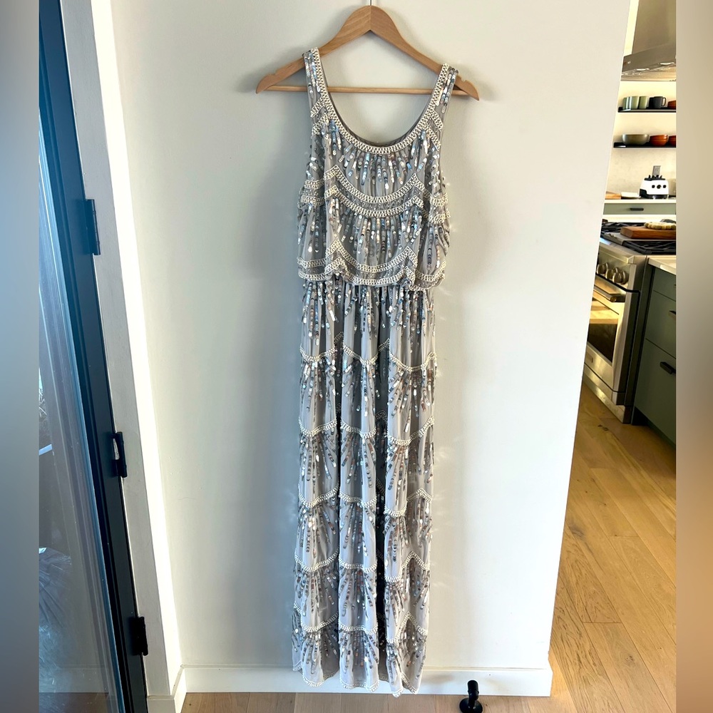 Maya Deluxe light purple shimmer gown